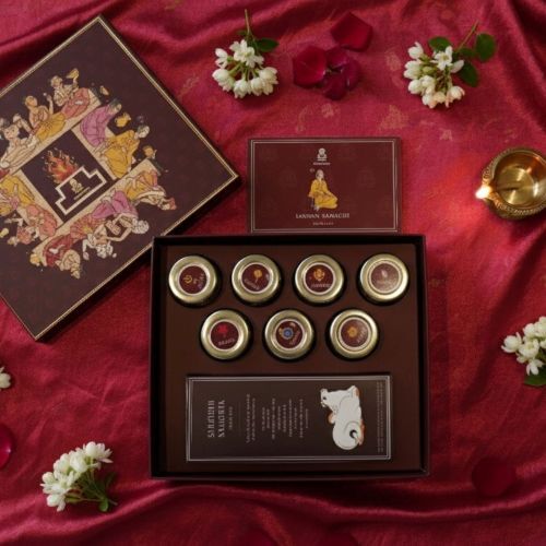 Hawan Samagri Monthly Ritual Box - Herbal Samagri 24.1x21.5x7.5 cm Natural Ghee Incense | Pure Herbs Aromatic Moisture Proof Easy Storage