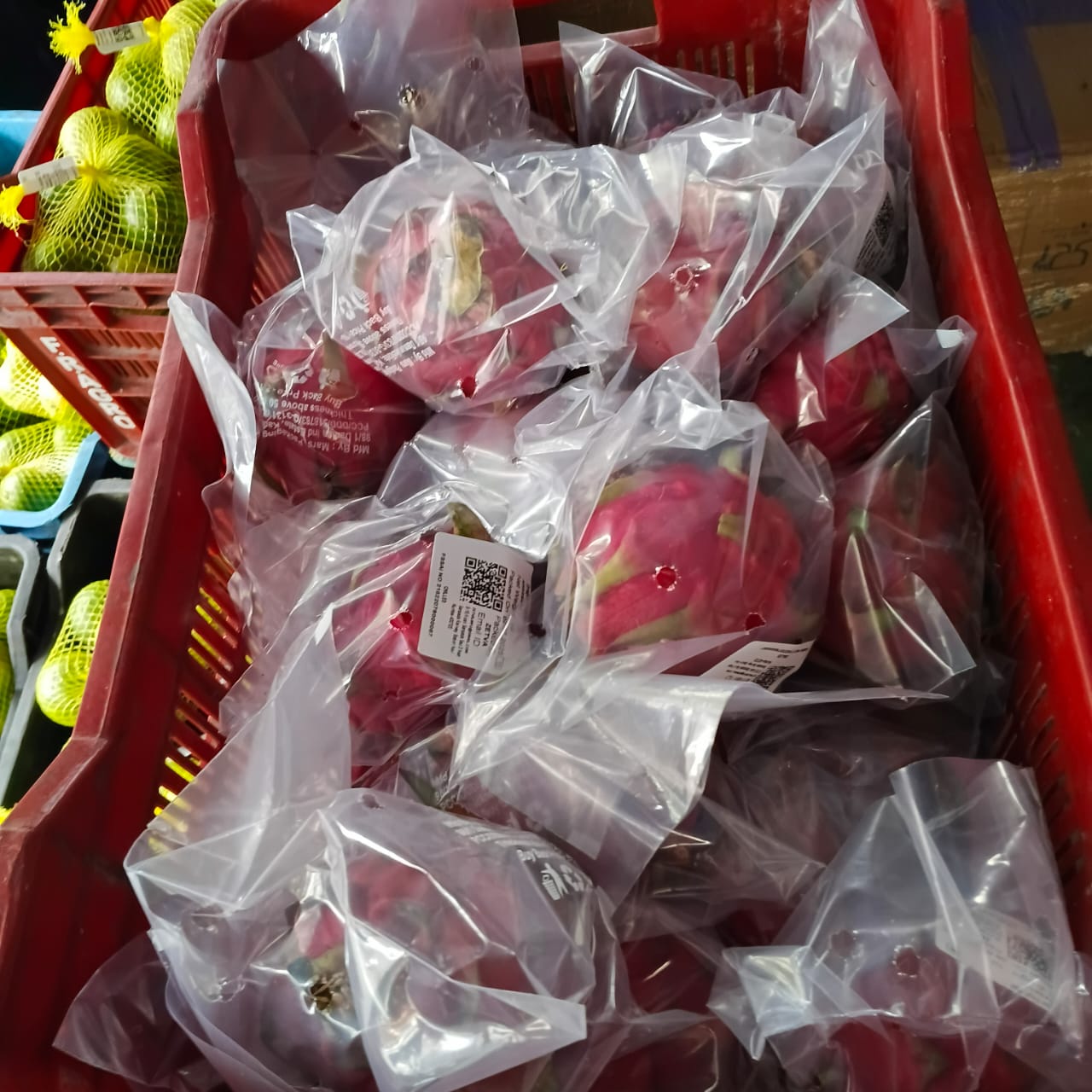 Ld Bag With Punch Holes 5x24 To 22x34 All Sizes - Color: Transparent