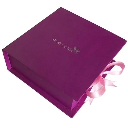 Garments Packaging Box