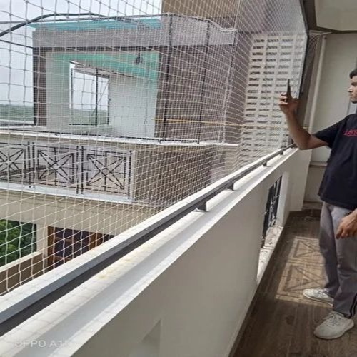Usage/Application Balcony Pigeon Protector Material Hdpe Color White, Green Brand Prateek Enterprises Mesh Size 1''