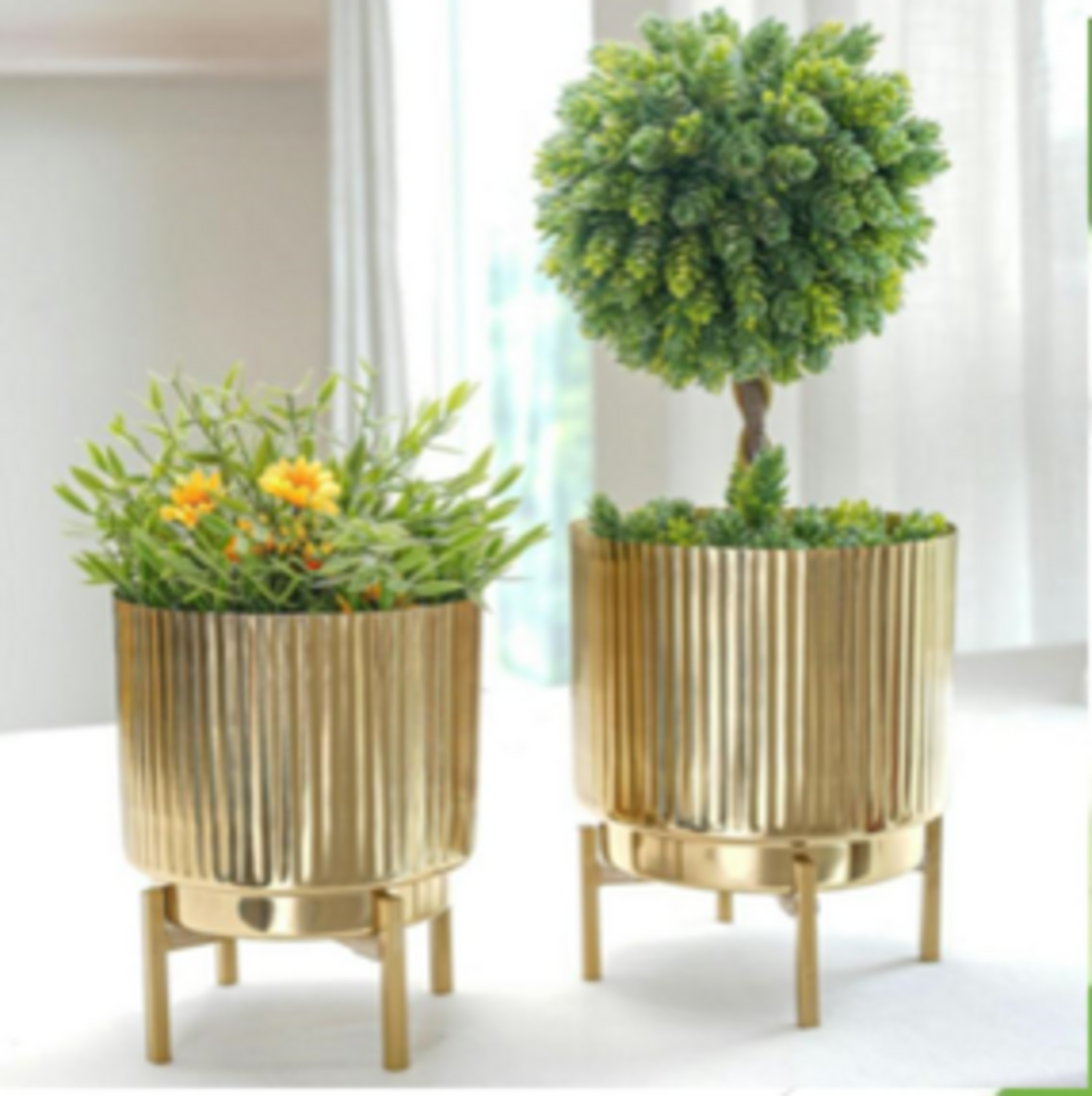 METAL IRON PLANTER SET OF 2