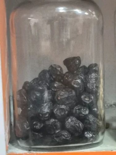 Fresh Kimia Dates - With Seed, 9 Months Shelf Life, Jar Pack | Grade A, 100% Purity