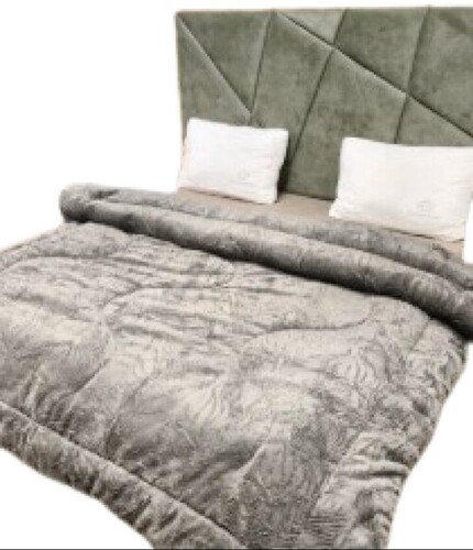 Woolen Quilt - Wool, Full Size, Plain Dyed | Lightweight, Winter Use, Tested Quality Standards