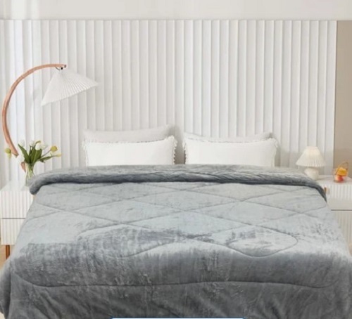 Double Bed Warm Quilt