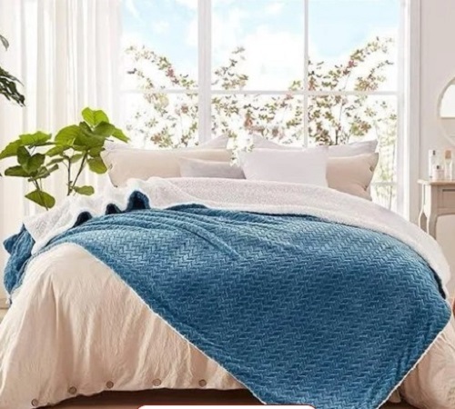 Quilted Bed Cover - Full Size Plain Dyed | Wrinkle Free Easy to Clean Tested on Quality Standards