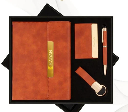 Corporate Leather Gift Set - Battery Capacity: Na