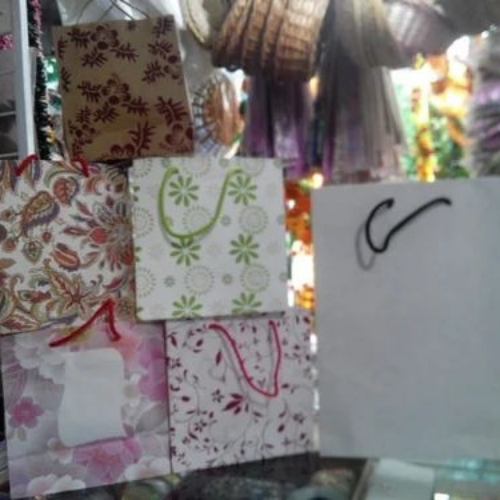 Fancy Paper Bags - Kraft Paper, Multicolor, Customized Designs | Eco Friendly, Lightweight, Shopping Use