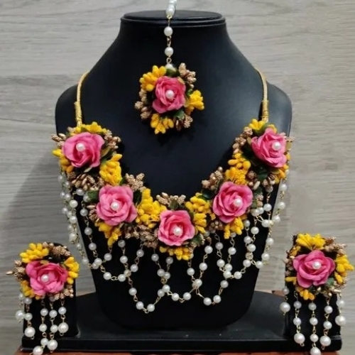 Flower artificial jewellery