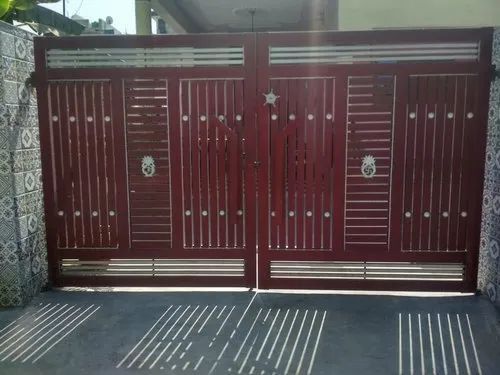 15mm Mild Steel Main Gate - Steel, Customized Size, Red | Swing Open Style, Rust Proof, Handmade, Rectangular Shape