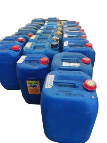 Natural Eucalyptus Oil - Pure Natural Oil, Chemical Free | Strong Refreshing Aroma, Supports Clear Breathing