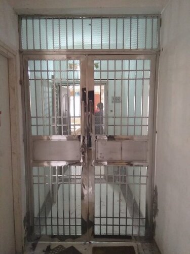 Stainless Steel Polished Double Door - Steel Standard Silver, Rust Proof Durable