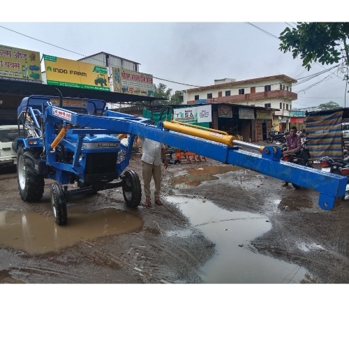 Pole erection machine