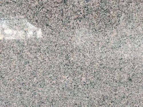 15-20 Mm Brown Granite Slab - Polished Surface, Various Sizes, Water Absorption No