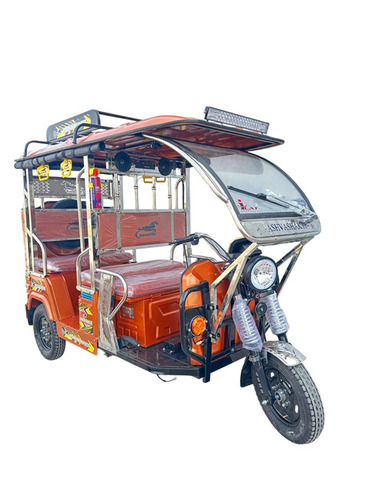Battery Operated 6 Seater King Plus Electric Rickshaw