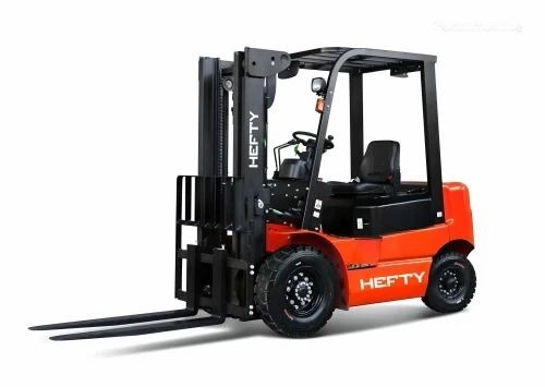Diesel Operated Forklift Truck - 3 Ton Capacity, 3000 mm Lift Height | Red, Diesel Engine, Industrial Use