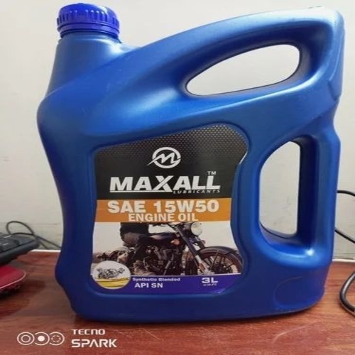 15W50 Engine Oil - Color: White