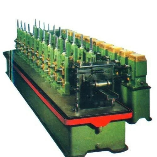 C Z Purling Roll Forming Machine - Steel 0-600 mm Width, 1-4 mm Thickness | Semi-Automatic, 30 Ton Capacity, Green, 380V