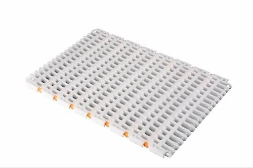 Flush Grid Belts - Polyurethane 8mm Thick 1000mm Wide, White | Cleated Chemical Resistant