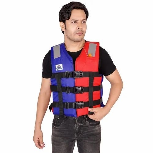 Life Jacket For Men - Application Areas: Sea Patrolling