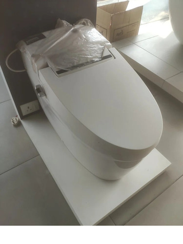 Roca One Piece Toilet Seat