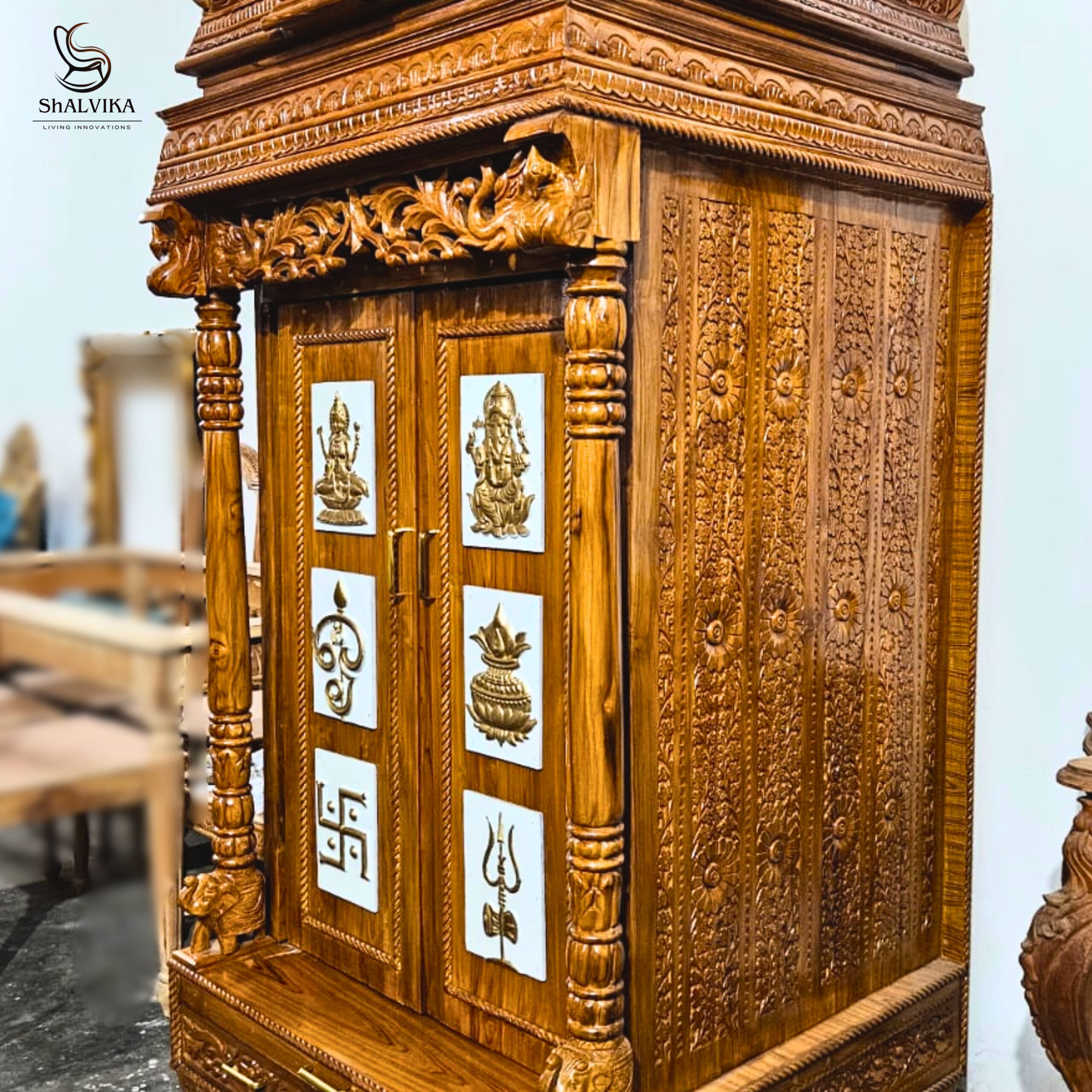 Wooden Pooja Mandapam With Gopuram in Teak Wood