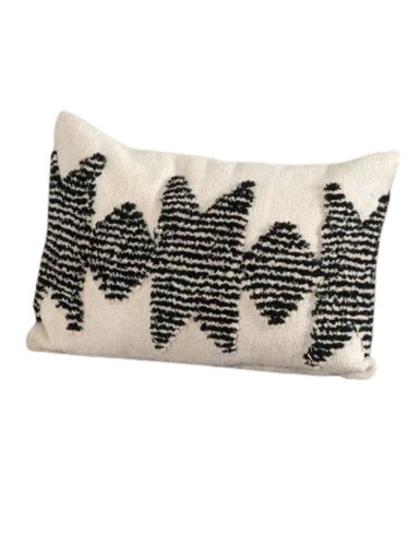 White Plush Patterning Tufted Cotton Pillow Cover