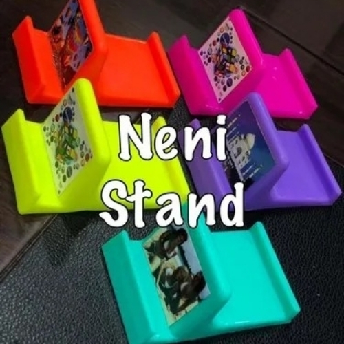 Nani Mobile Stand