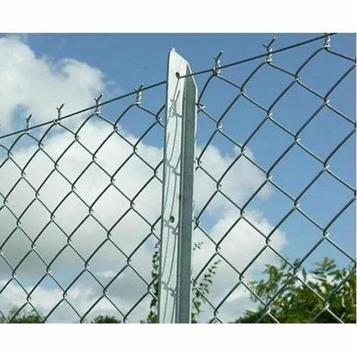 Silver Chain Link Wire Fencing