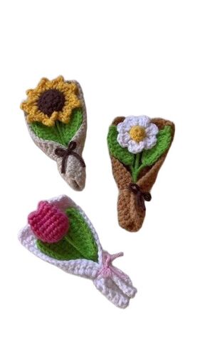 Crochet Flower Bouquet Decorative Keychain