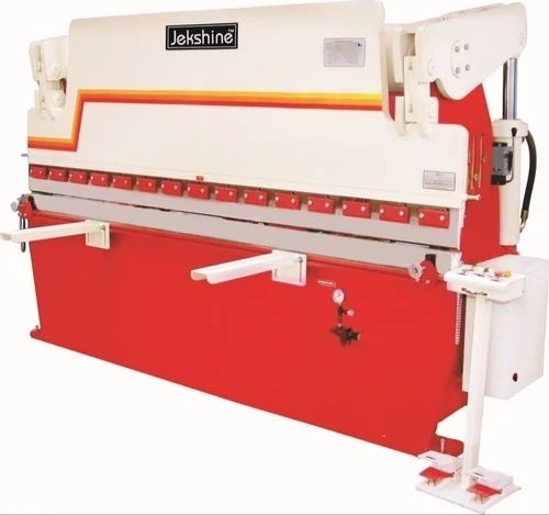 Cnc Hydraulic Press Brake Machine - Stainless Steel, 1500-6500mm, Red, 100 Ton Capacity | High Precision, Low Energy Consumption