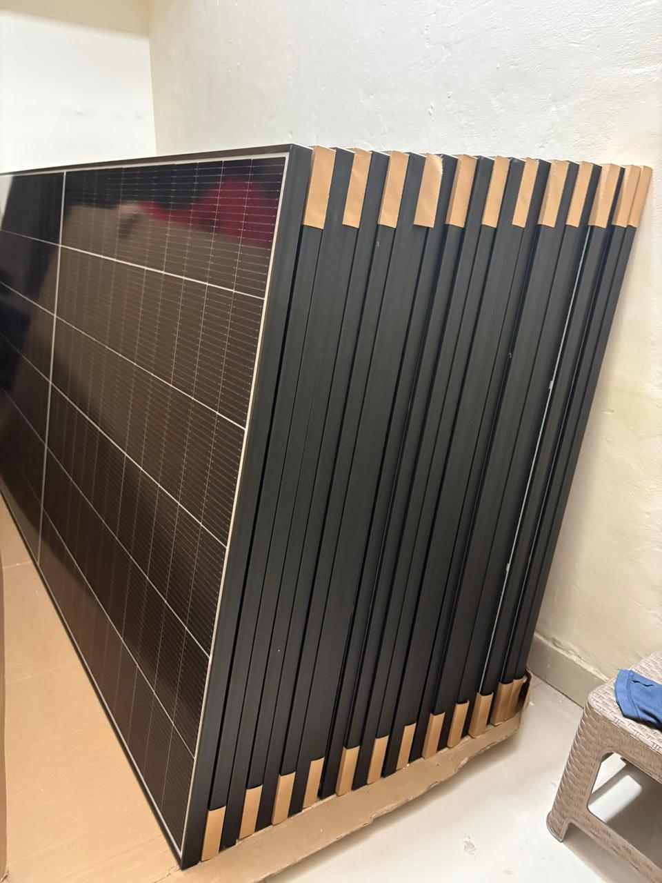 Topcon Solar Panel - Material: Monocrystalline Silicon