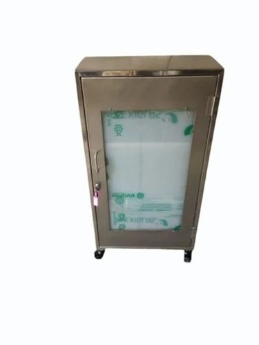Clean Rooms Equipments - SS304, SS316 Stainless Steel, Floor Mounted, 230 V AC | Pharma, Hospital, Food Industry Use