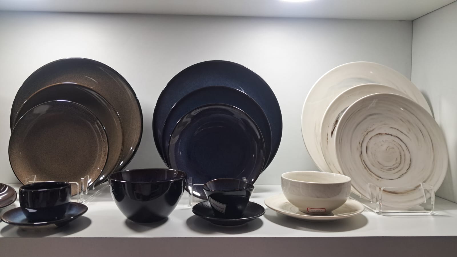 Imported Ceramic Crockery,Bonna And Luzerne