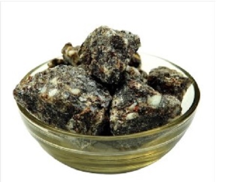 Gum Benzamin Loban - Industrial Lumps, 100 Purity | Hygienically Packed, Timely Delivery, Quality Tested