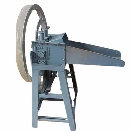 2hp Motor Operated Electric Chaff Cutter - Copper Motor, Black, 1000 kg/hr Capacity | Agricultural Use, Electric Powered