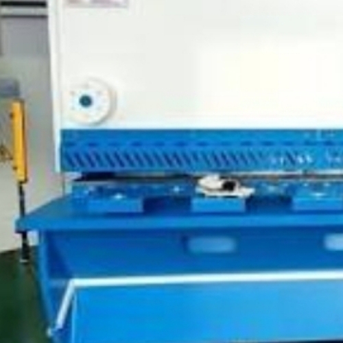 Hydraulic shear