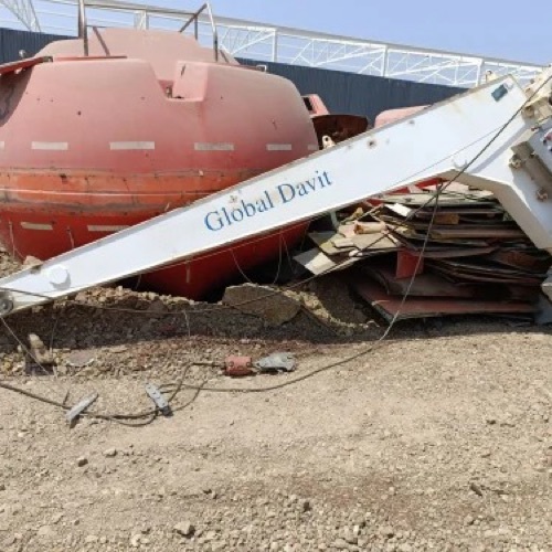 Singlal Arm Rescue Boat Davit Crain 2 ton Davit Global Daviy GMBH Deck Equipment