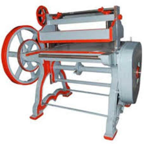Paper Plates Cutting Machine