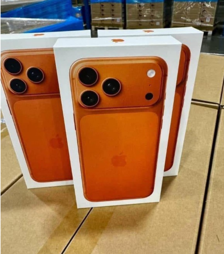 Mobile Phone 17 Pro Max Iiphone  - Capacity: 20 Kg