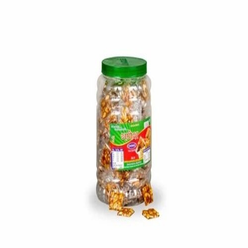 004 Peanut Chikki 1rs - 750g Plastic Jar, Round Shape | Good Quality, Grade A, Regular Size