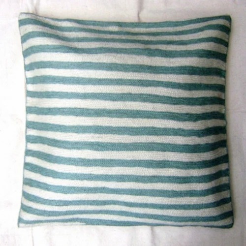 Lining Velvet Cushion