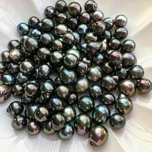 Black Pearl - Pearls Type: Natural