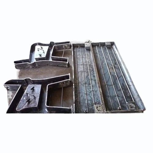 Iron Garden Bench Mould - Iron, 80 Kg, Gray | To Cast or Form Into Particular Shapes