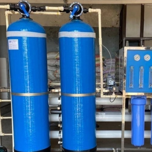 Reverse Osmosis Plants - Stainless Steel, Semi-Automatic, Electrical Heating | Electric Drive, Industrial Use, 100% Purity