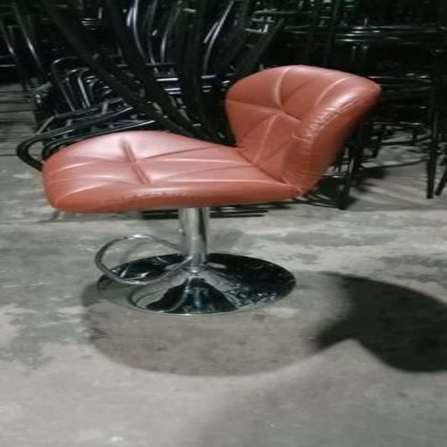 02 Meeting Chair