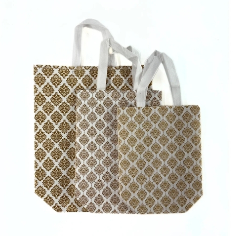 Non Woven Wedding Bags - Durable Lightweight White Material, Tear Resistant, Moisture Resistant, Flexible Weave