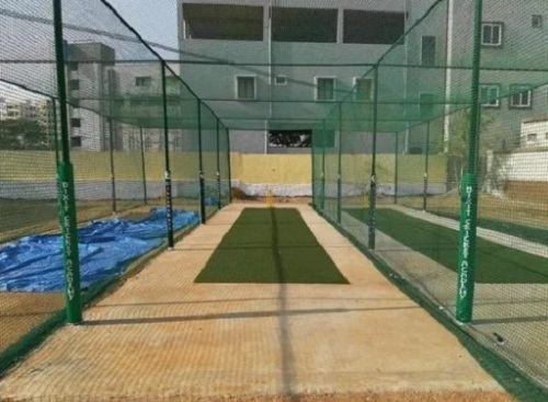 Green Cricket Practice Net - Non-Toxic Material, Green Color | Strong Impact Absorption, High Elasticity, Fade Resistant Color