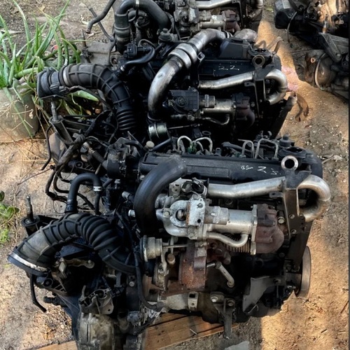 OLD AND USED DIESEL ENGINE K9K DUSTER