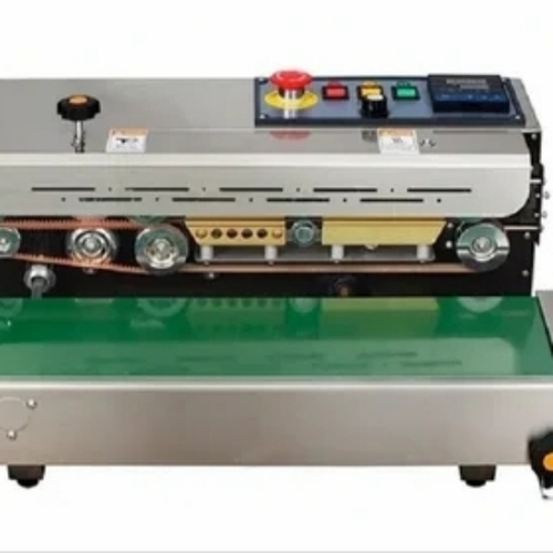 Pouch sealing machine