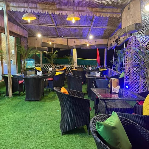 Weather Resistant Bamboo Cafe - Color: Na